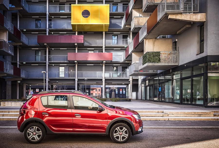  Dacia Sandero Stepway Charisma 2019 года  (фото 6 из 24)